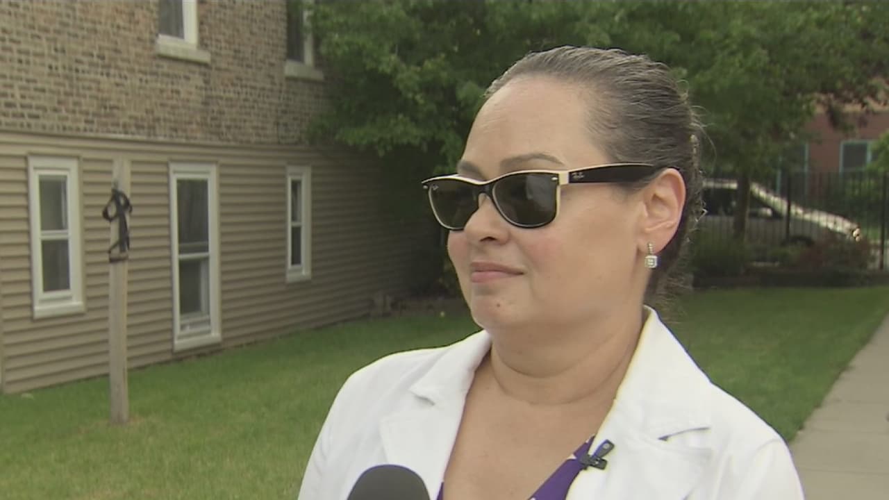 "Es una victoria romper el silencio": esposa de exconcejal Ricardo Muñoz, declarado no culpable por agresión doméstica