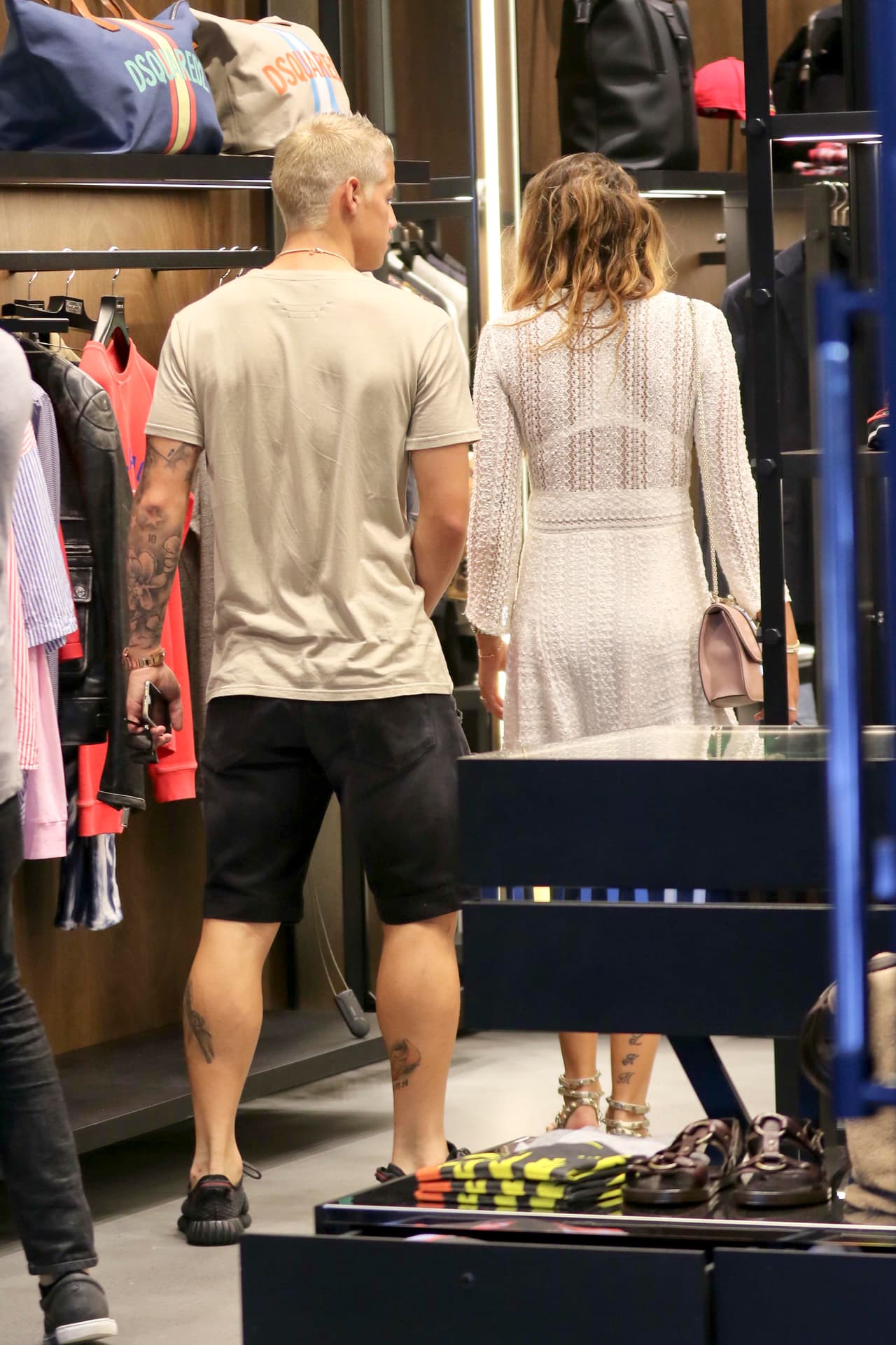 ¡Qué piernotas tiene este muchacho!