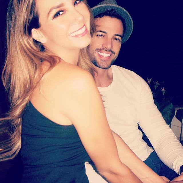 Todo indica que la relación de la actriz y William va mejor que nunca. Es muy raro que esta parejita comparta en redes sociales fotos en las que aparecen juntos, pero en las últimas horas Eli posteó dos imágenes junto a su galán.