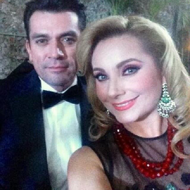 Elizabeth Álvarez ha sido un gran apoyo en su vida.