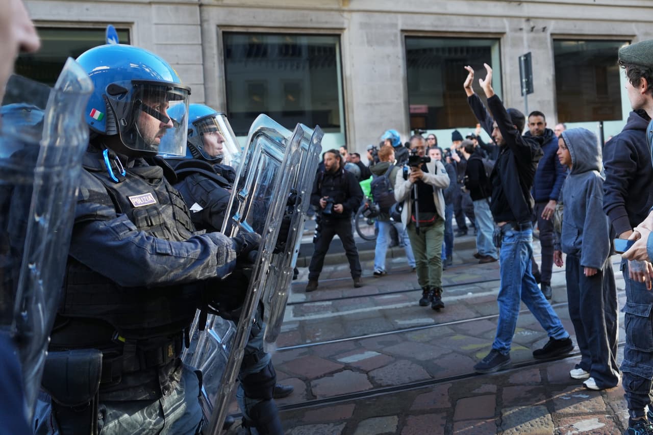 El sábado 24 de octubre de 2026, varias personas marcharon por las calles de Milán para protestar contra el aumento del costo de vida y el deterioro de los servicios públicos