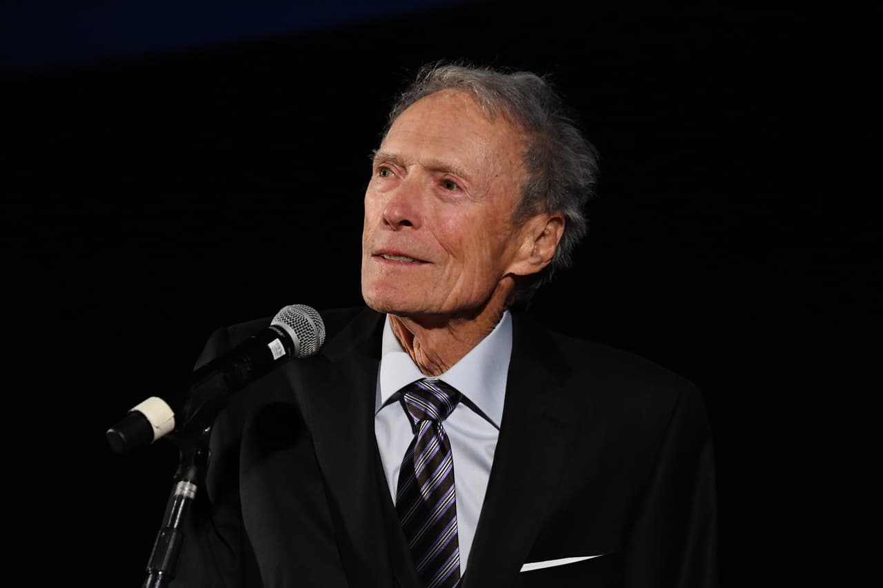 El director de cine, Clint Eastwood.