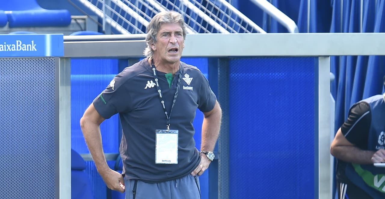 Pellegrini anuncia que Guardado y Lainez no jugarán ante el Getafe