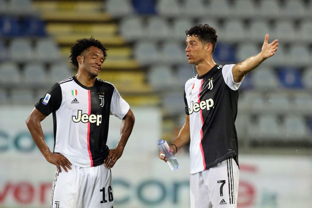 Juventus cayó ante Cagliari en la J37 de la Serie A | Con goles de Gagliano y ‘Cholito’ despacharon al nuevo campeón del futbol italiano.
