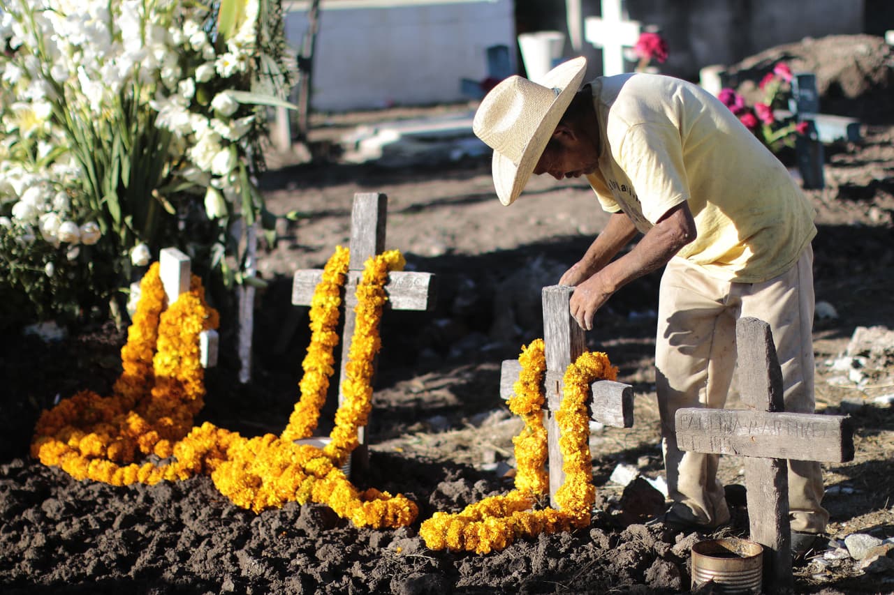 Una vez que terminaban su trayectoria, se encontraban con los reyes del Mictlán, quienes le permitían disfrutar del descanso eterno con ellos.