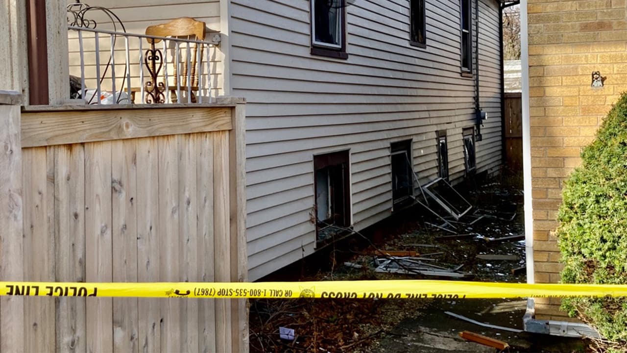 Reportes preliminares indicaban que, antes del fuego, se habría escuchado una explosión. Sin embargo, las autoridades no han confirmado estas versiones.