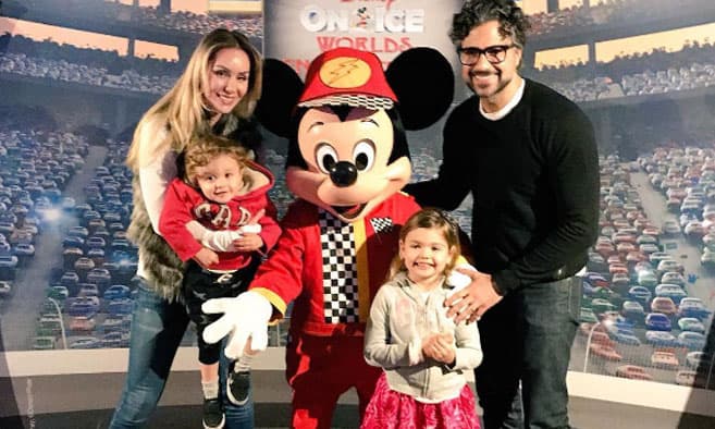 Jaime Camil se divierte a lo grande con su hija en Disneyland
