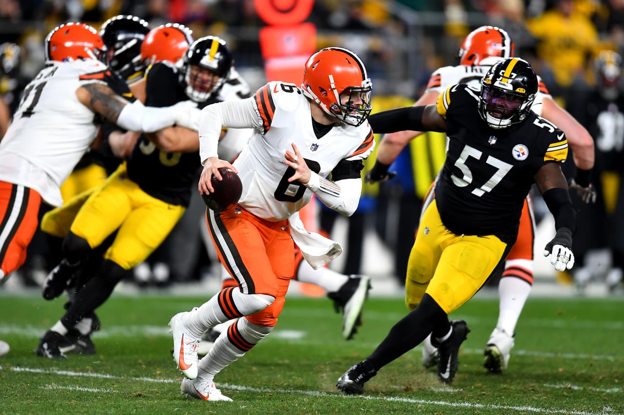 Pittsburgh tenía que vencer a los eliminados Browns para mantenerse con vida en la temporada y lo lograron con una destacada actuación de Najee Harris.