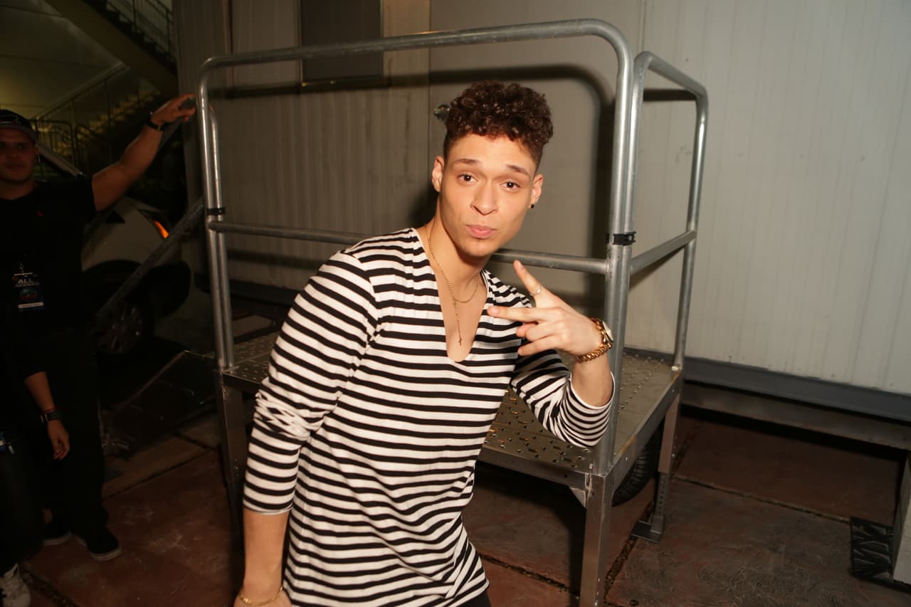 Es uno de los chicos que ha demostrado mucha disciplina en cada uno de los ensayos.