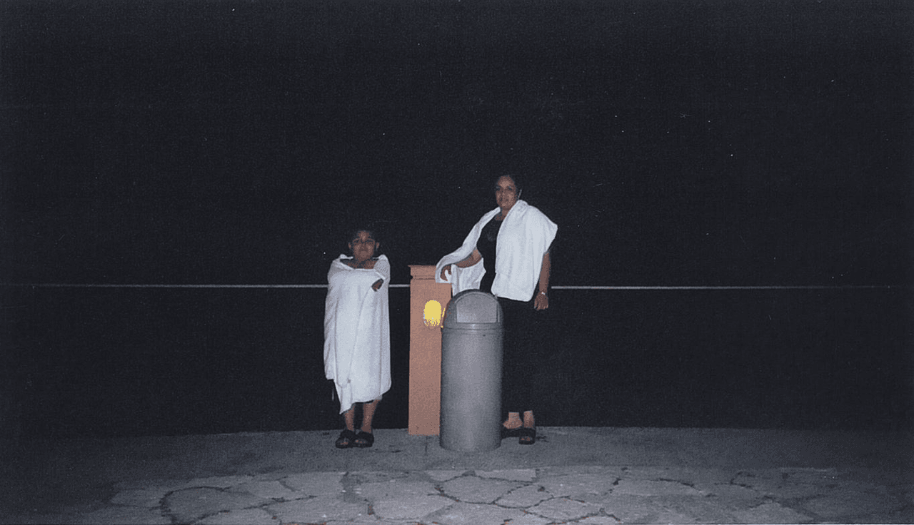 Alejandro le dijo que tenía que estar en la competencia. Este chico usa la música para expresar sus sentimientos y sentirse libre.