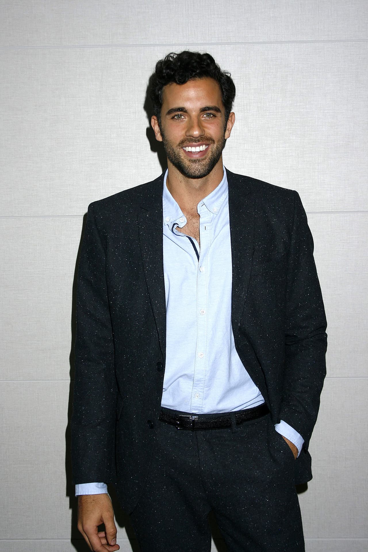 La última vez que vimos a José Pablo en televisión fue en la nueva versión de
<b> <a href="https://www.univision.com/shows/cuna-de-lobos/jose-pablo-minor-de-mister-mundo-a-actor-de-telenovelas-fotos">'Cuna de lobos'</a></b>. En noviembre de 2019 informó que estaba grabando una nueva serie llamada 'Brutas nada', junto a Tessa Ía.
<br>