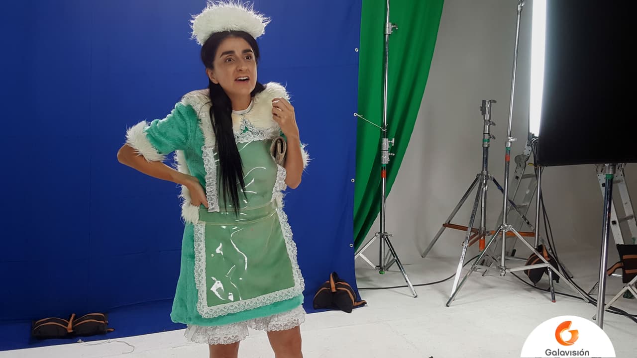 Bárbara Torres se transformó en Excelsa para grabar los promocionales de Galaverano Total.