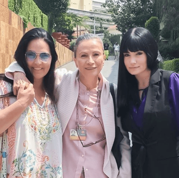 Hizo grandes amistades durante las grabaciones. Eugenia Cauduro y Patricia Reyes Spíndola la acompañaron en esta nueva aventura.