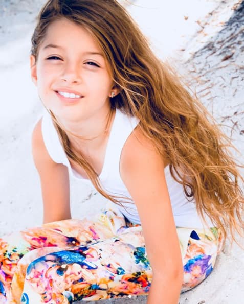 Kailey actualmente tiene ocho años y, por lo que ha dejado ver en su propia cuenta de Instagram, heredó el talento y carisma de sus padres para posar frente a la cámara.
