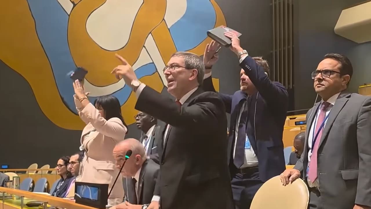 EEUU y Cuba se enfrentan en la ONU: Así fue el momento exacto del conflicto entre gritos y golpes de mesa