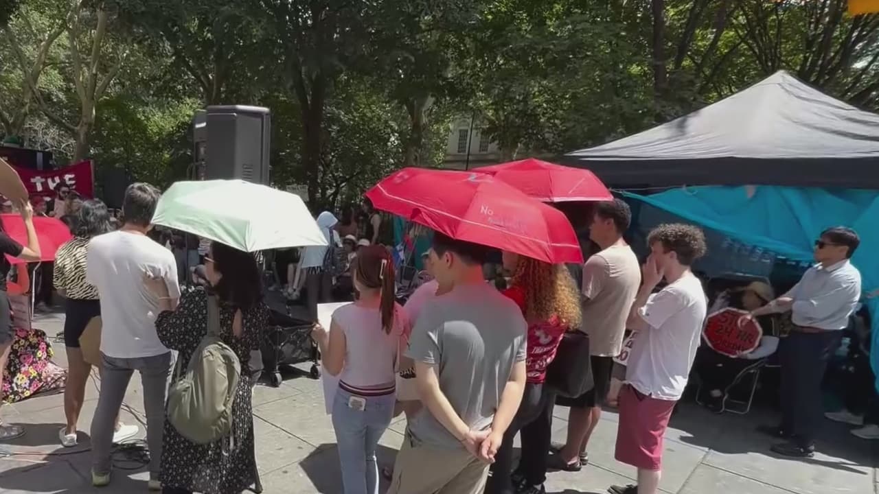 Protestas frente al Concejo de Nueva York: exigen que se acaben las jornadas laborales de 24 horas