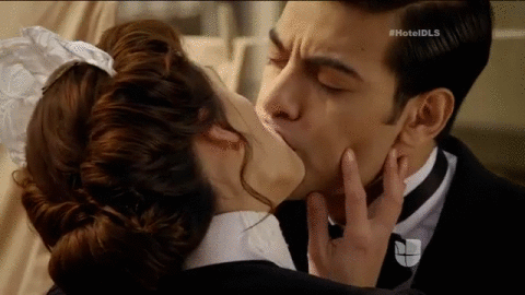 Ella lo volvió a besar, ¡Andrés por fin cumplió su sueño de amor!