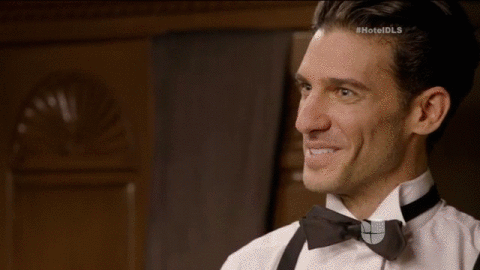 Muy contento le contó a Julio que le comprará el anillo de compromiso a Belén. ¿Será que ella podrá enamorarse de Andrés?