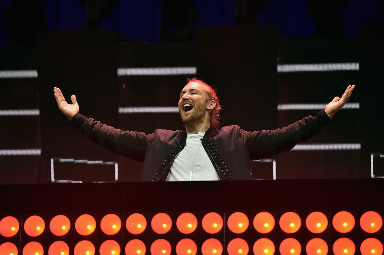Los fans se pararon a bailar y no dejaron de gritar de la emoción.
