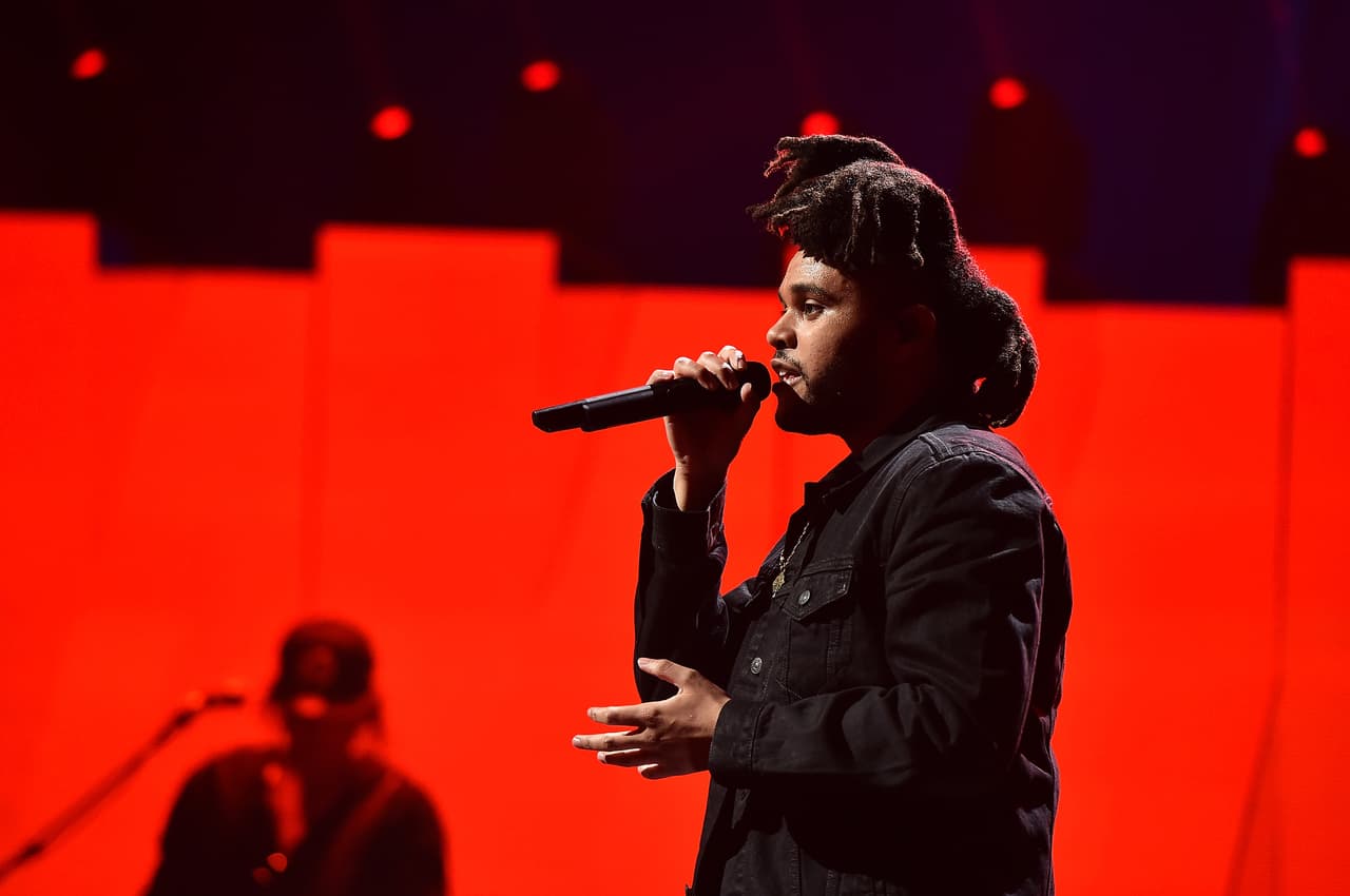 La noche sí que estuvo llena de sorpresas.