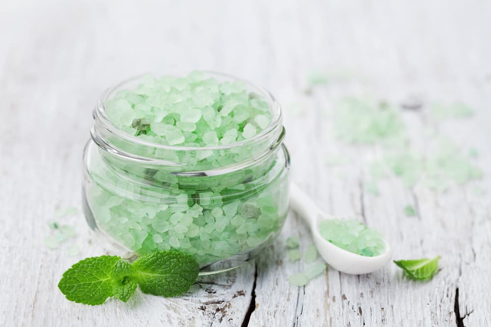 Este ritual de baño debes hacerlo un día sí, un día no, continuamente por al menos dos semanas, o el tiempo que creas necesario para abrirte caminos y esa toxicidad se ha ido de tu vida.