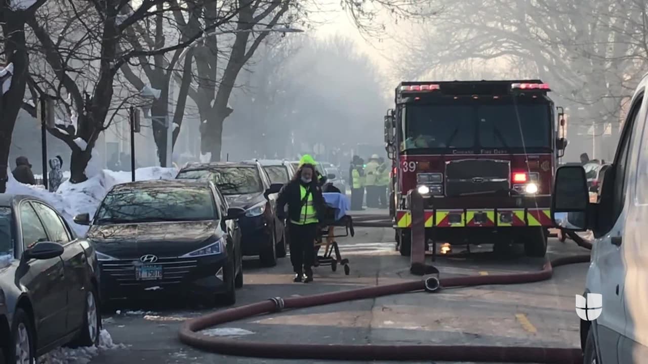 Un incendio en Bridgeport deja a 6 bomberos de Chicago heridos