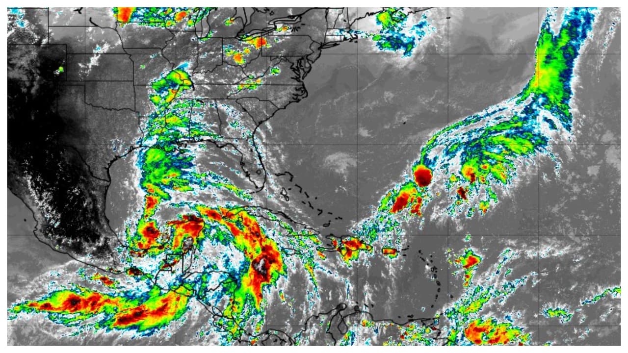 Lluvias regresarán al sur de Florida mientras vigilan dos sistemas en el trópico