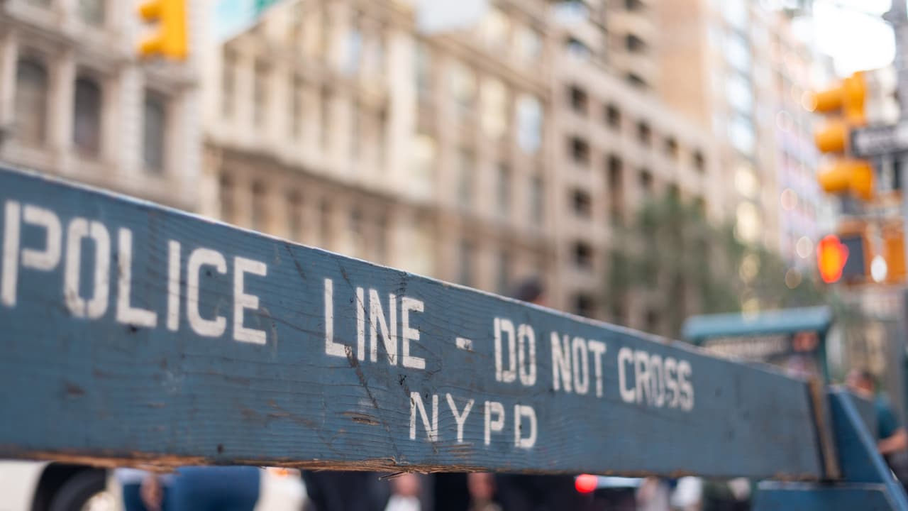 Apuñalan a tres personas en calles de Brooklyn