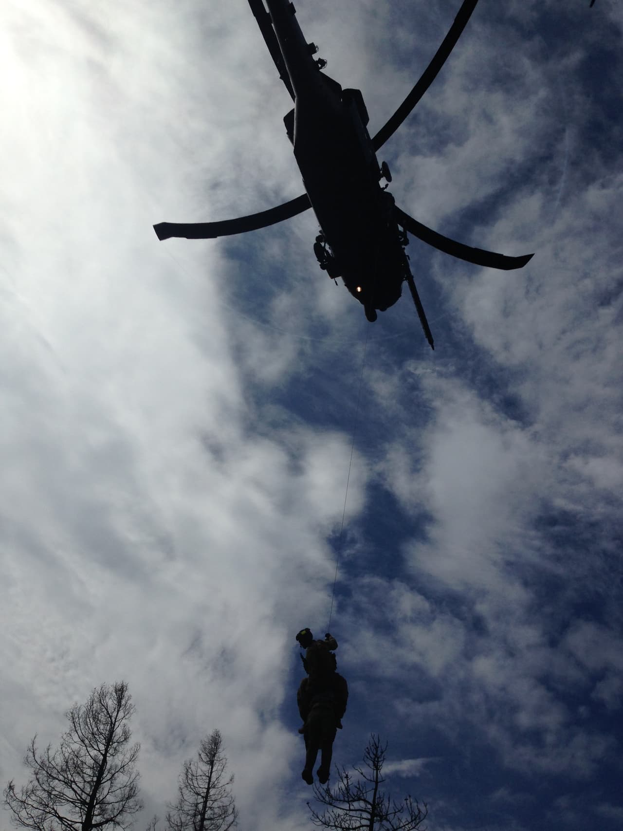 Masivo esfuerzo para rescate de senderista 