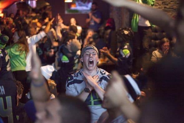 Los aficionados hicieron vibrar el estadio.