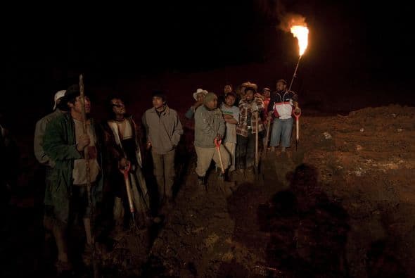 En Tlahuitoltepec funciona desde 1979 el Centro de Capacitación Musical y Desarrollo de la Cultura Mixe, donde los niños comienzan sus lecciones musicales desde los cuatro o cinco años. Los Mixes son conocidos como 'los jamás conquistados', pues las condiciones del terreno impidieron a los españoles conquistar esa zona.