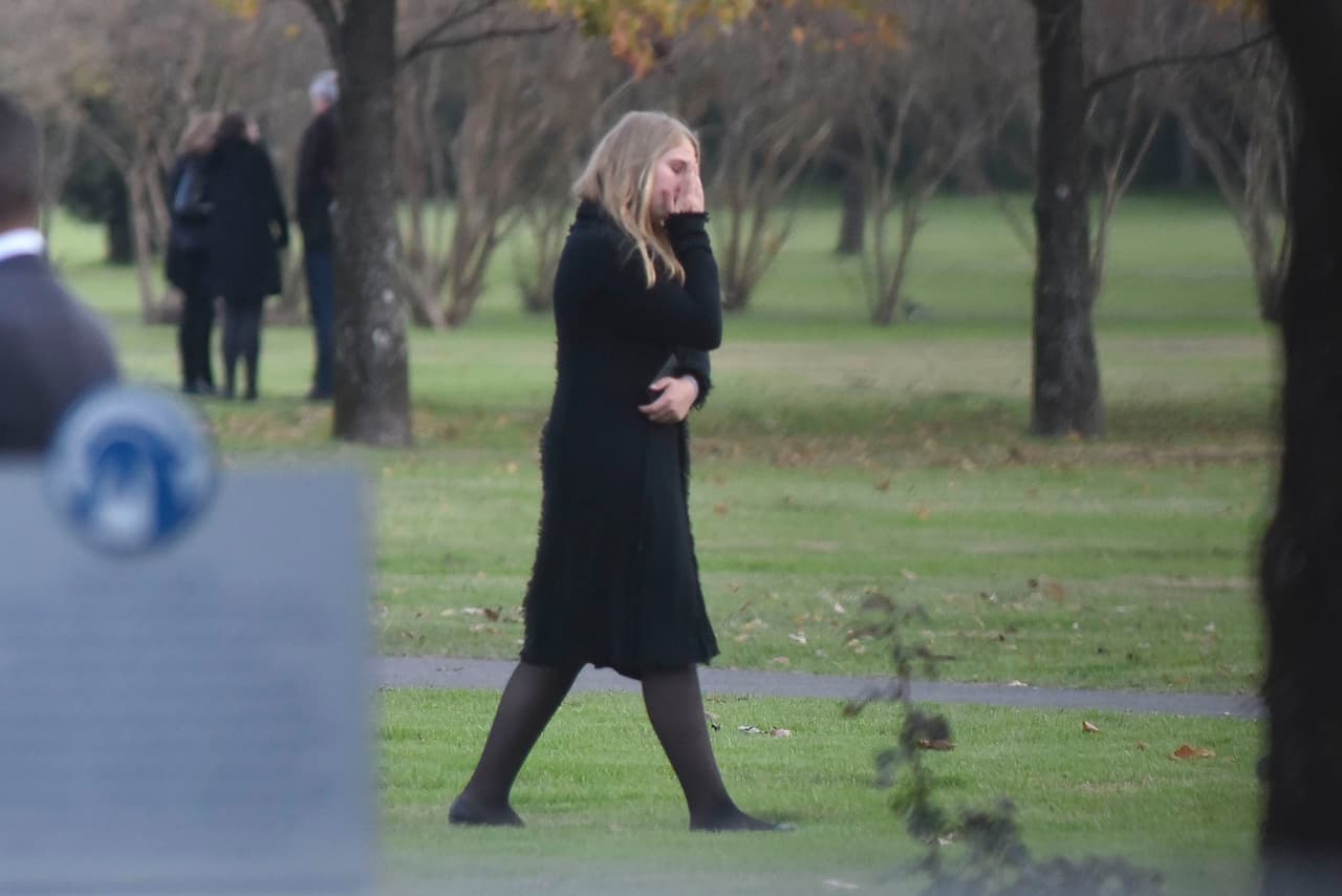 Catharina-Amalia, de 14 años, se vio particularmente triste por el fallecimiento de su tía, con quien se llevaba muy bien.
