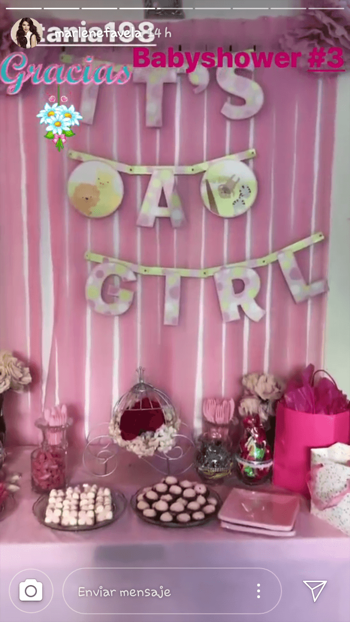 "¡Miren nada más! ¡Que me hicieron otro baby shower, pero sorpresa!", mencionó Marlene Favela.