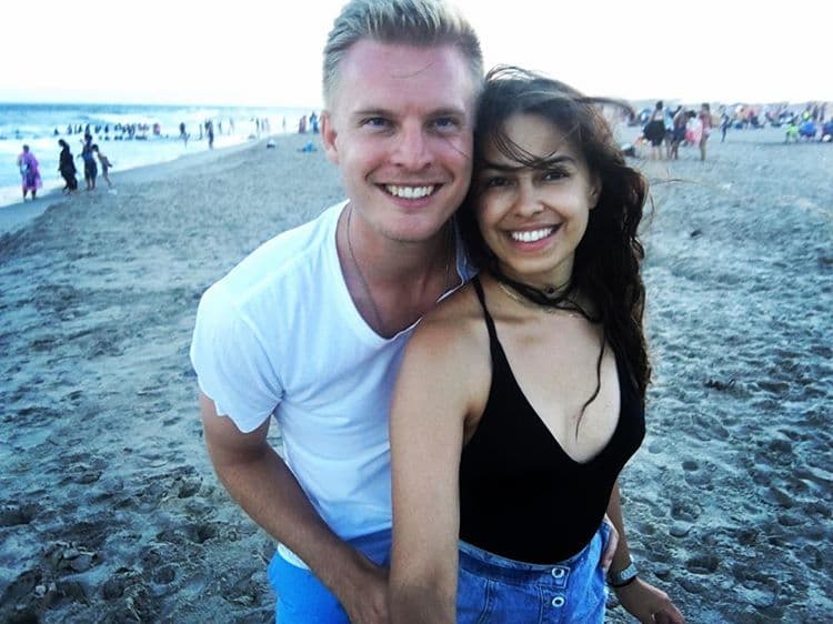 Aunque Sharinna confesó que ya estaba divorciada, no reveló detalles de su separación y aún continúa usando su apellido de casada en redes sociales. Por otro lado, no confirmó si Kevin es su actual pareja. 
<br>