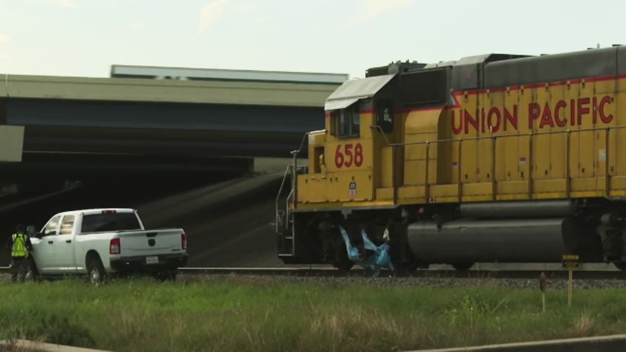 Un hombre muere arrollado por el tren en el sur de Houston: esto se sabe hasta el momento