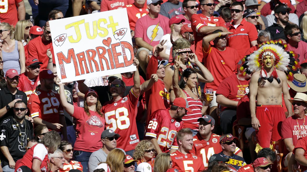 ¡Ellos ya ganaron! 15 parejas de Kansas City tendrán su boda en Florida antes del Super Bowl