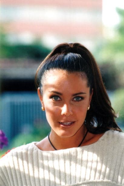 Quien también tuvo "El Privilegio de Amar" fue Sabine Moussier, quien interpretaba a "Lorenza".