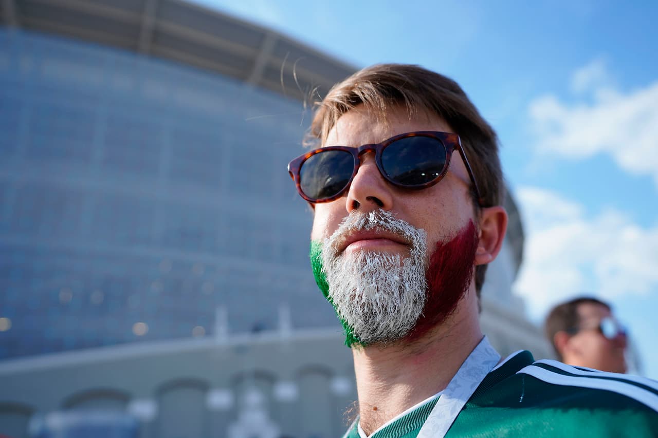 El colorido y la alegría se convirtieron en la representación de los fanáticos para el partido entre México y Suecia por el grupo F del Mundial de Rusia 2018.