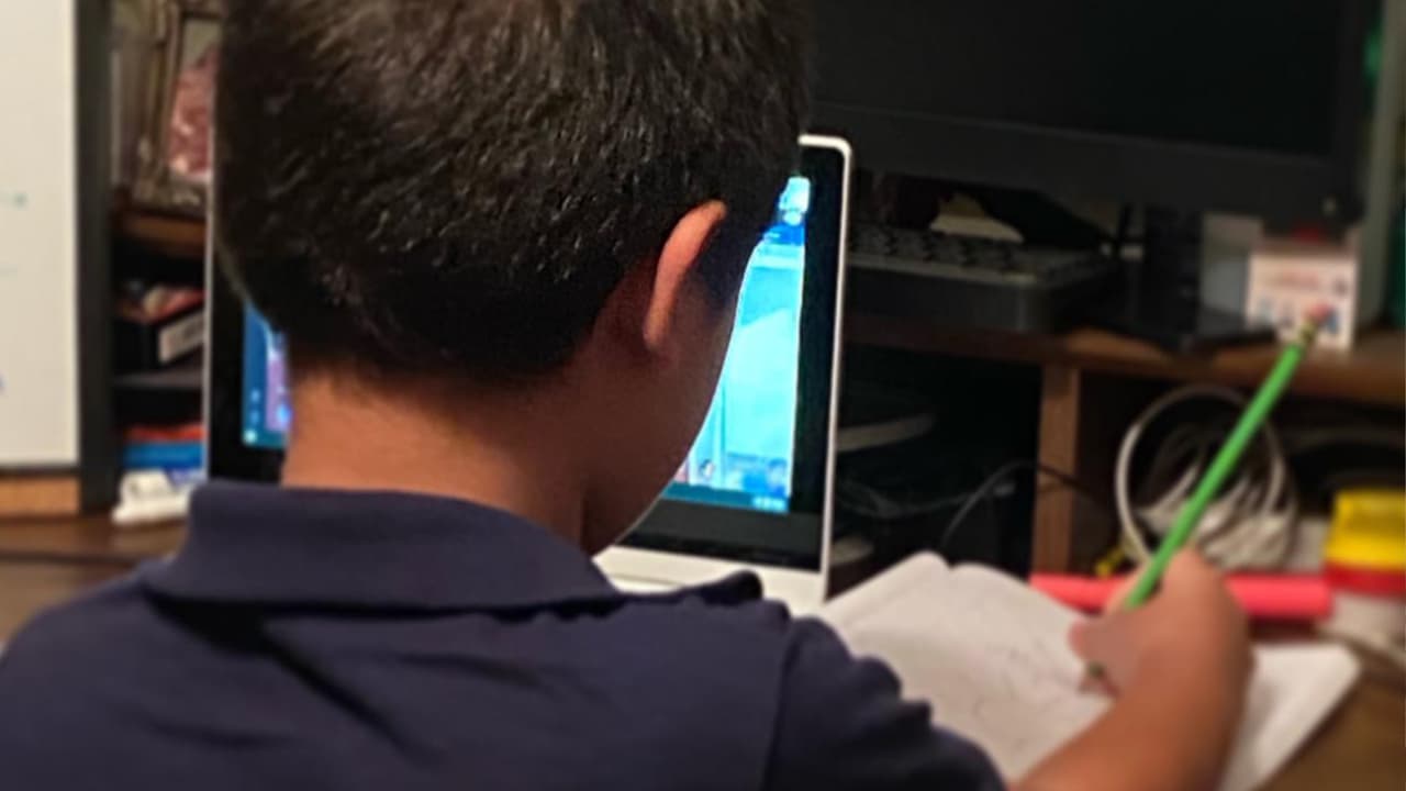 42% de los estudiantes HISD reprobaron una o más clases durante el primer período escolar