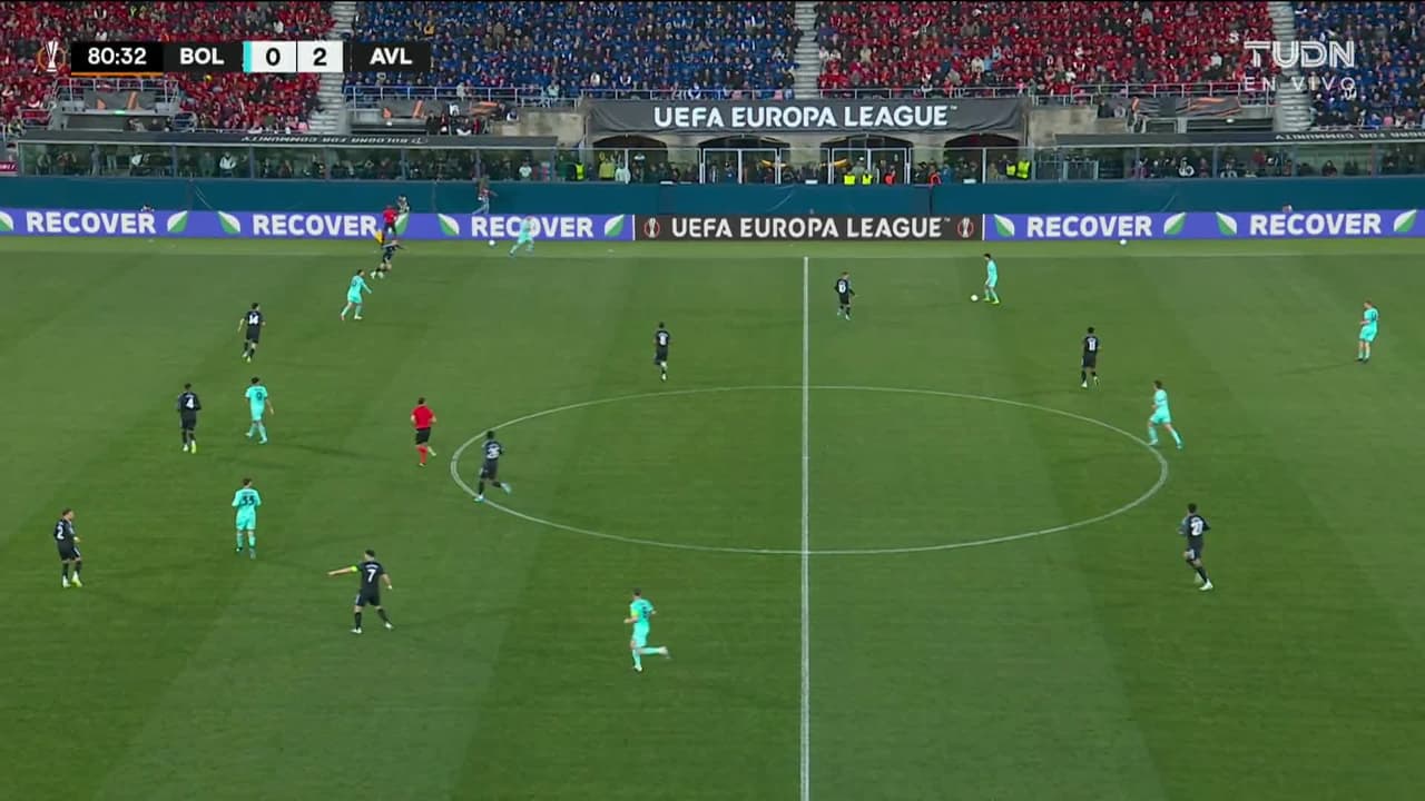 ¡TIRO ATAJADO! disparo por Jonathan Rowe.