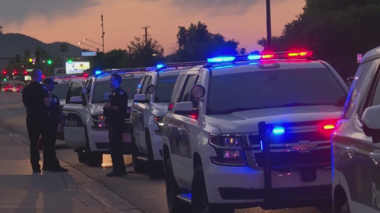 Llamaron a la puerta y le dispararon en cuanto abrió: Investigan tiroteo en apartamentos en Phoenix