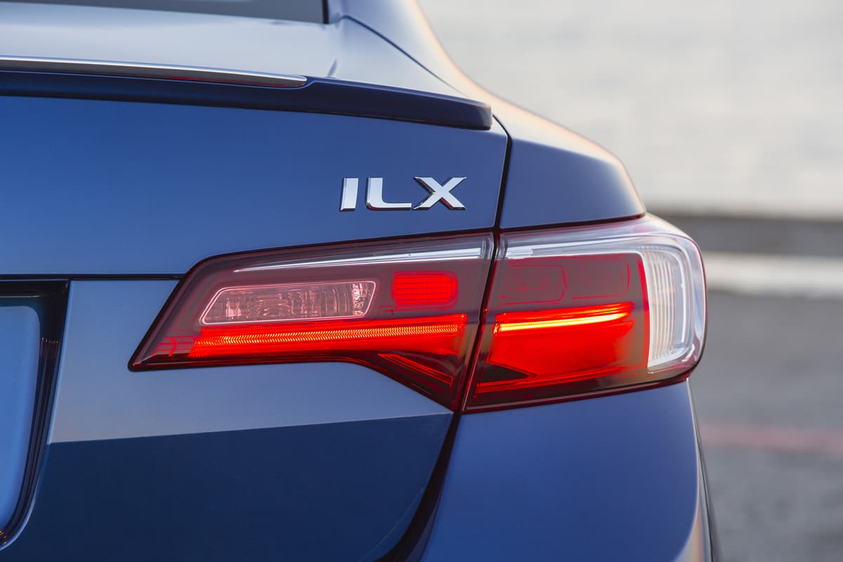 ILX 2016 presenta uno de los mejores niveles en su clase con un consumo de 25 mpg en ciudad, 36 mpg en carretera y 29 mpg combinado, según datos provistos por EPA.
