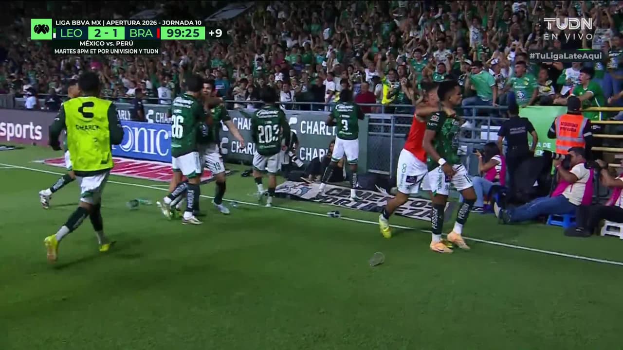 ¡Lo va a ganar la Fiera! Gool del Platano Alvarado en el último minuto