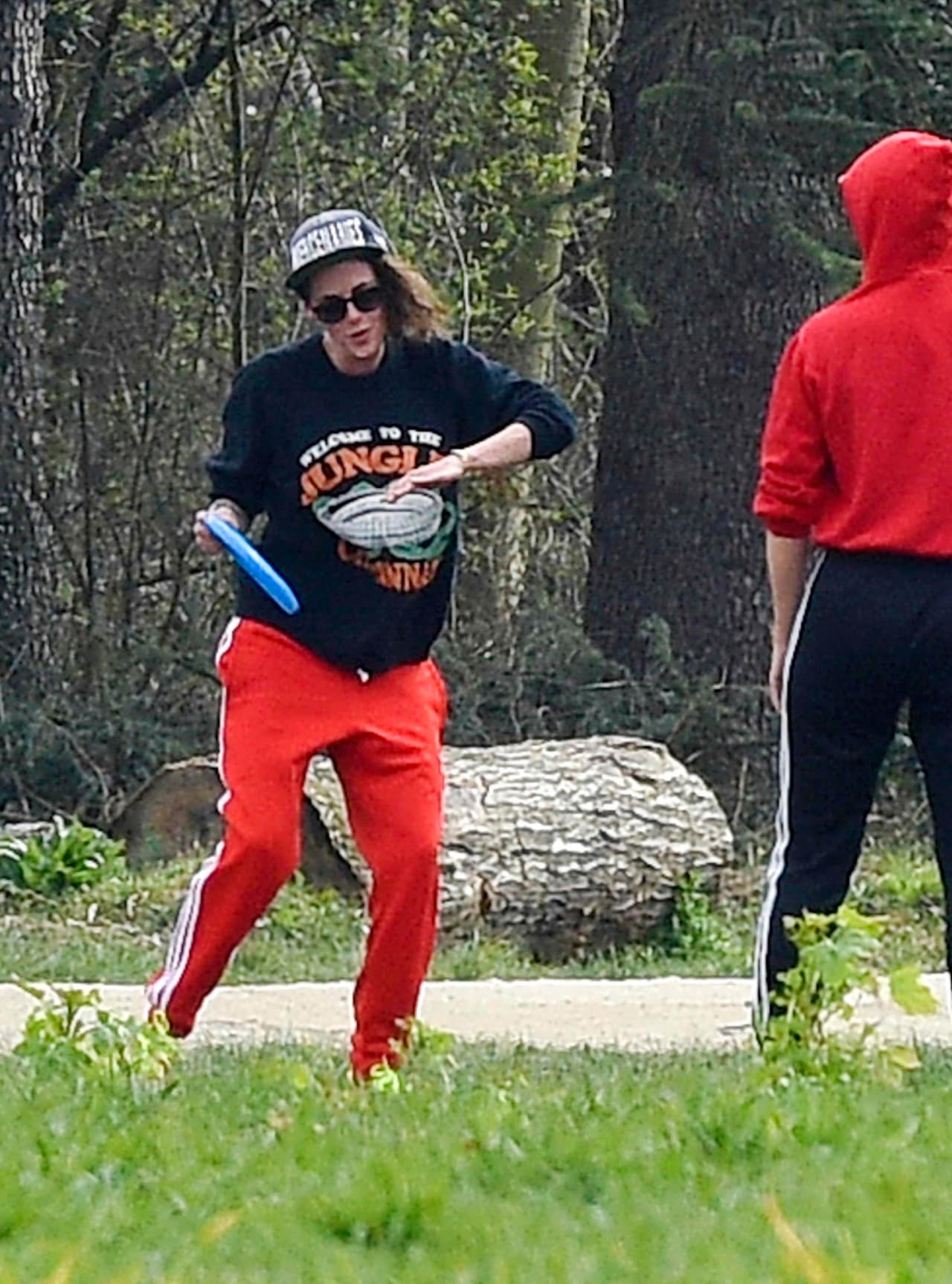 Hasta Kristen se echó un bailecito.