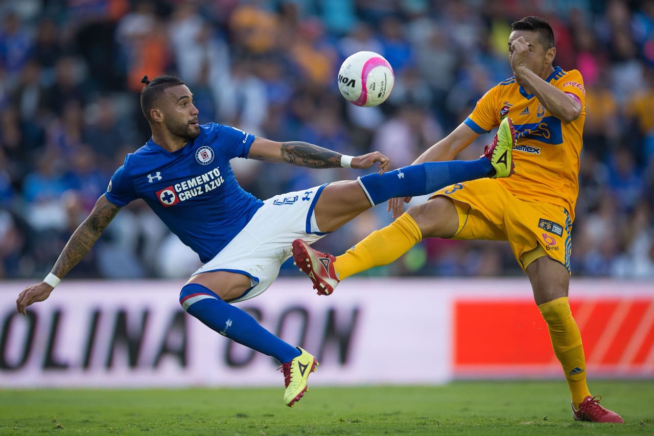 <b>Julián Velázquez</b>: es traspasado del Cruz Azul a los Xolos de Tijuana.