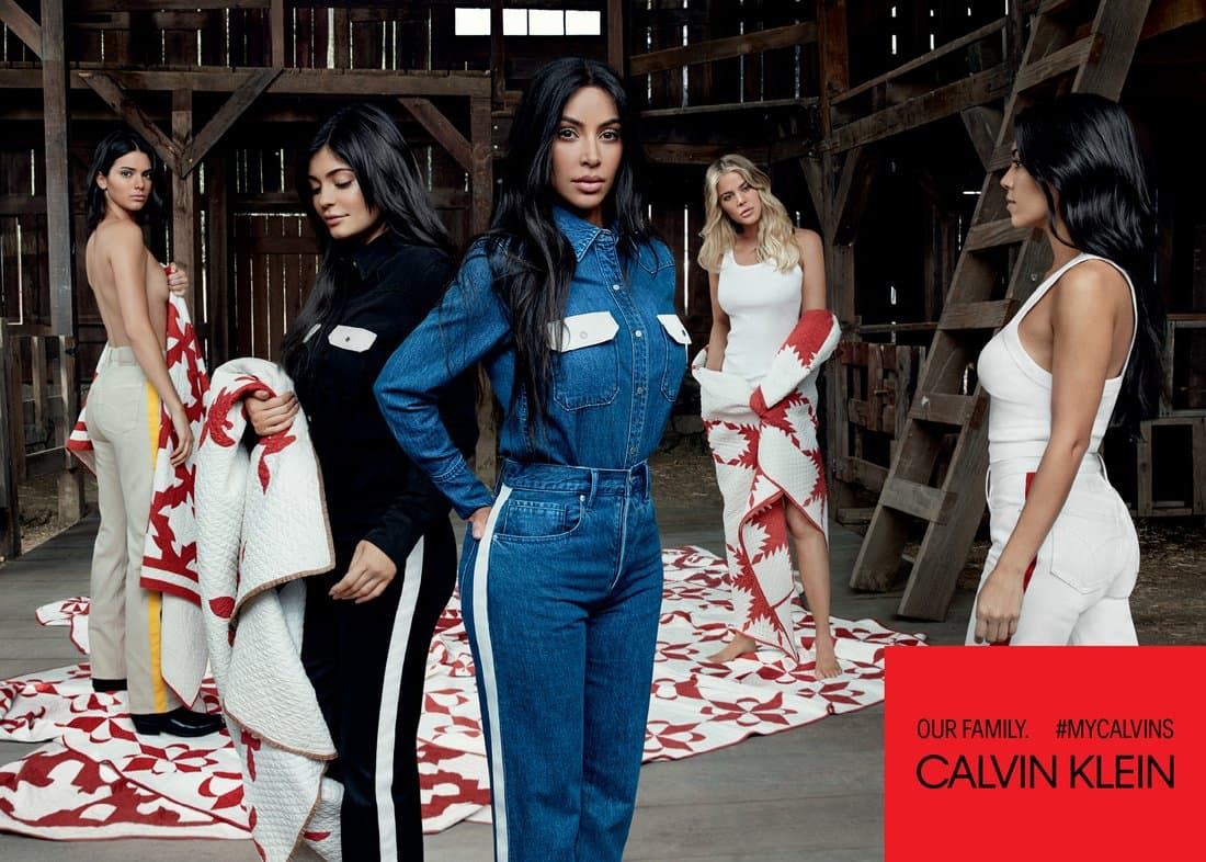 Las hermanas Kardashian-Jenner posaron juntas para la nueva campaña de Calvin Klein.
<br>