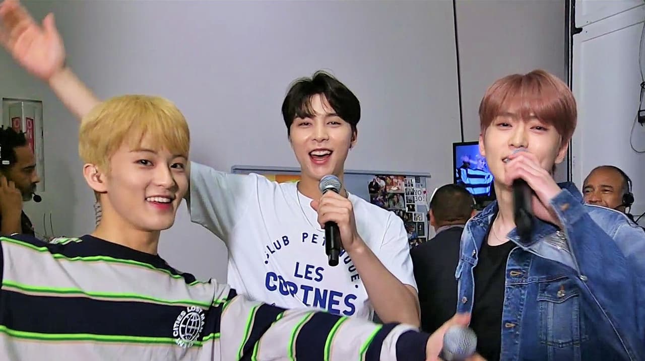 Los integrantes de NCT 127 se encontraban entusiasmados por conocer a sus fanáticas latinas, en esta imagen estaban a punto de entrar al set de Despierta América.
<br>