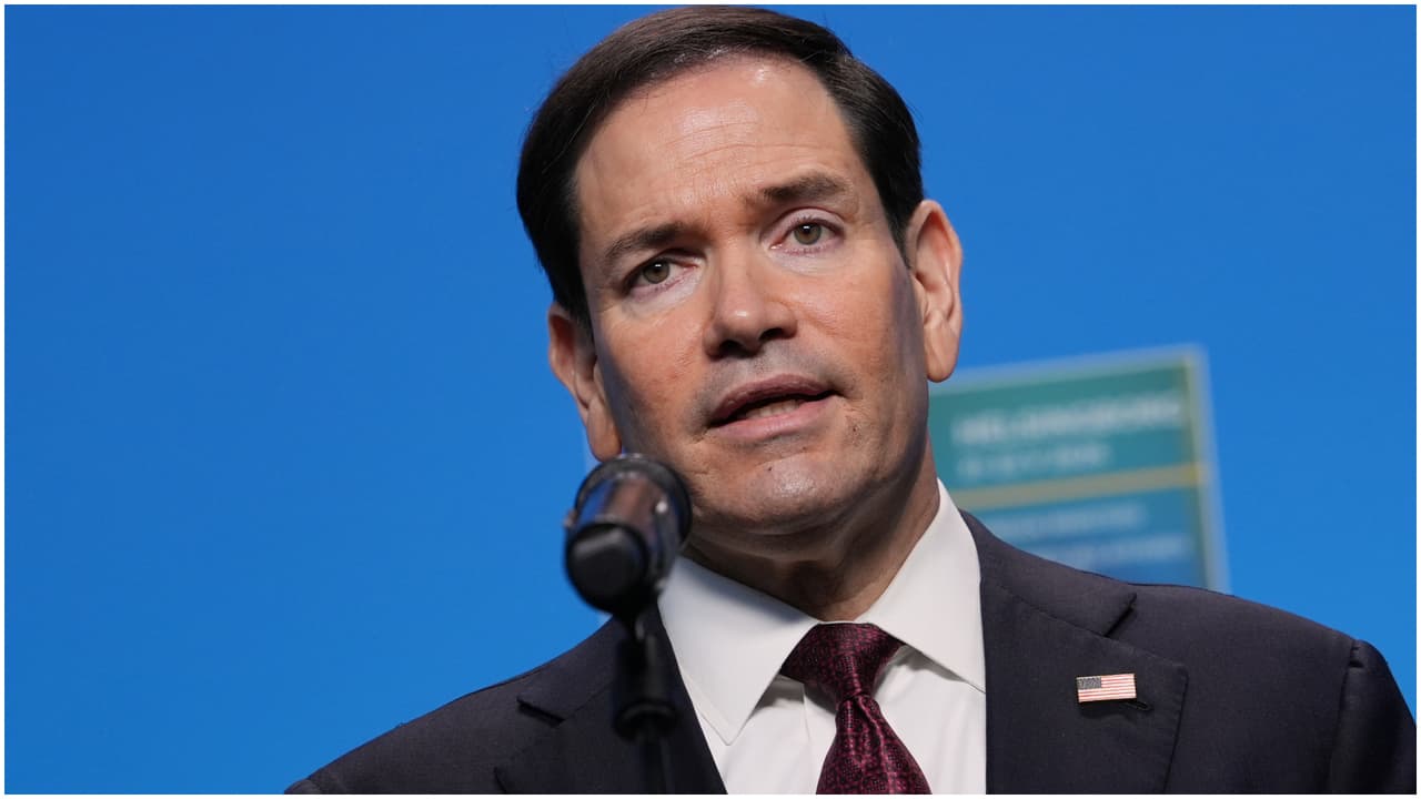 "Se convirtió en un fugitivo de la justicia”: Marco Rubio sobre acusación contra Raúl Castro