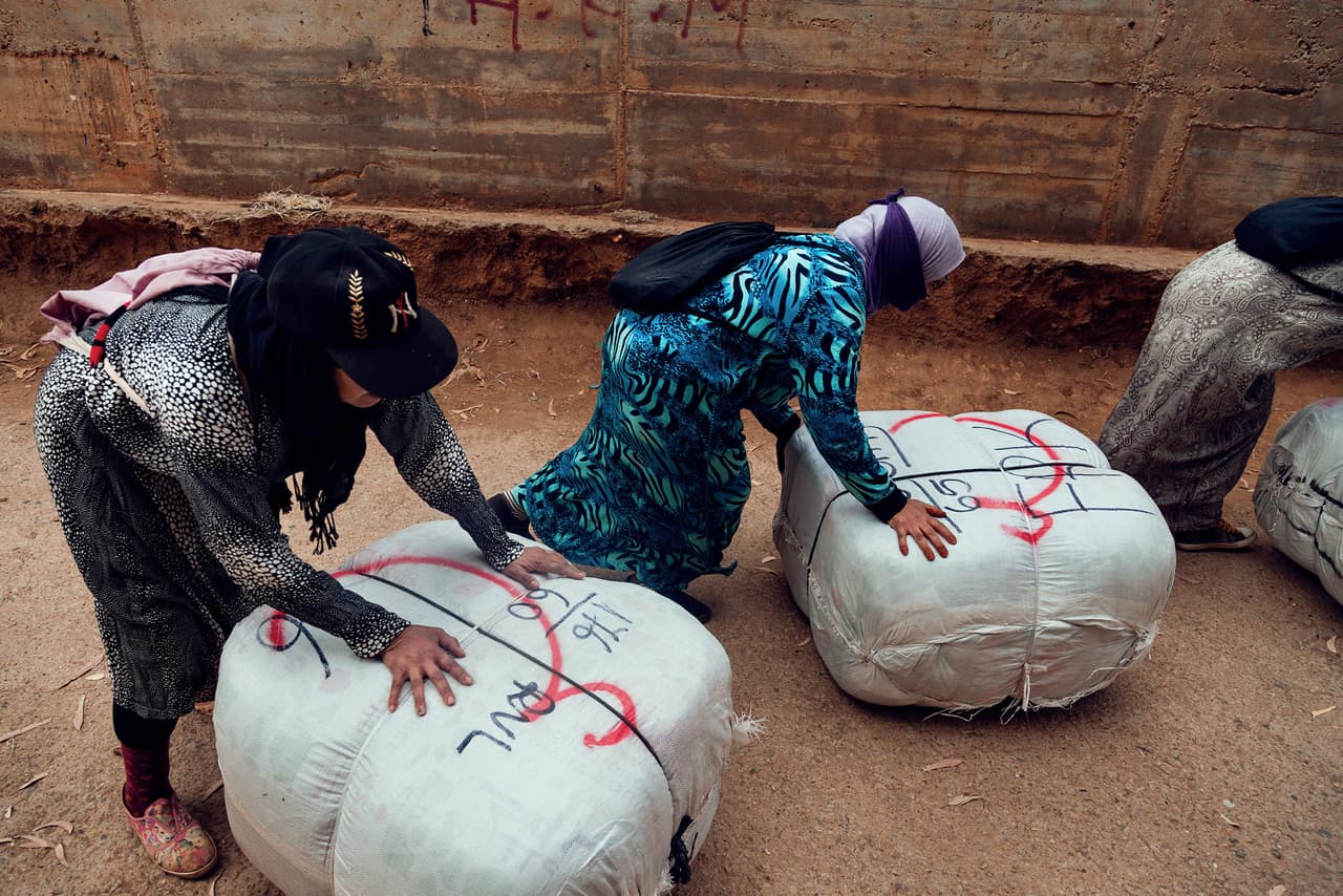 Tan solo en enero de este año tres ‘porteadores’ murieron en Melilla y Ceuta aplastados por estampidas en diversos puestos de salida con sus mercancías.