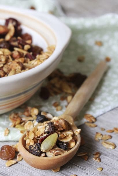 Puedes cortar algunas barras en pequeñas partes, para meterlas en los huevos de Pascua.